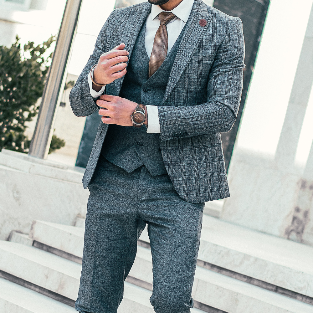 本当に知っていますか？ピンズとラペルピン、ブートニエールの違い